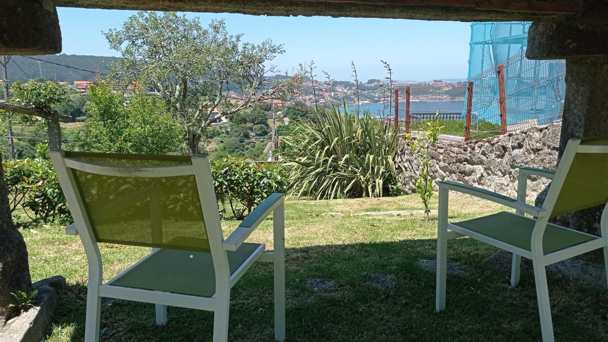 Holiday home A Barraca. Casa Con Jardin Y Vistas A La Ria Bueu